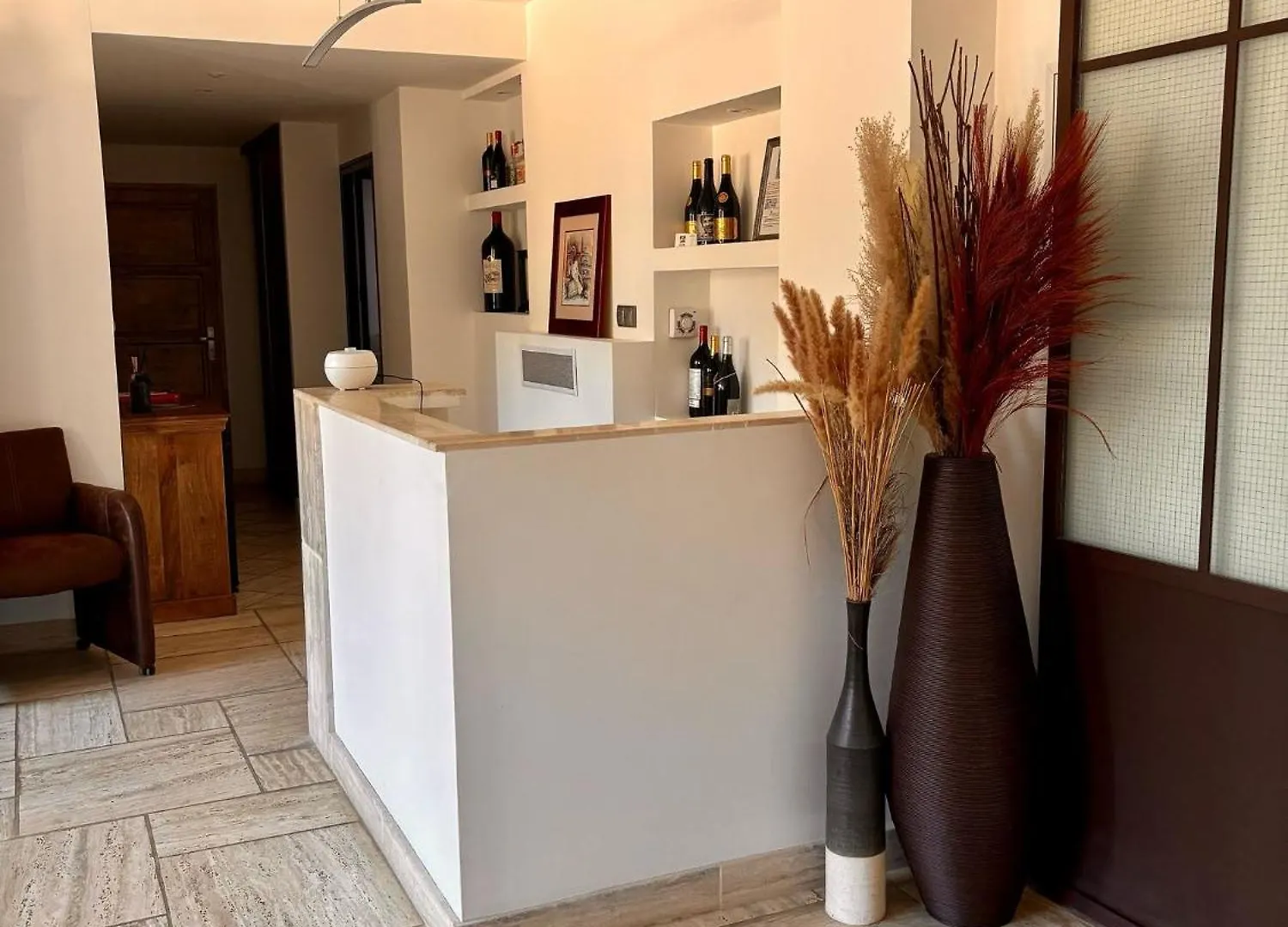 Le Mas Des Mirabelles Cabannes Country house
